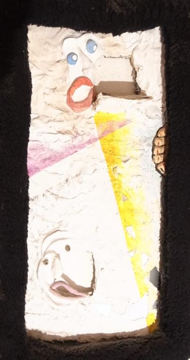 surrealer Fensterblick