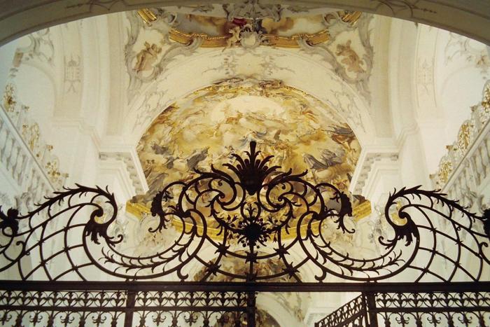 Blick ins Hauptschiff