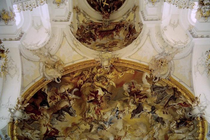 Deckengemälde - Kreuzung